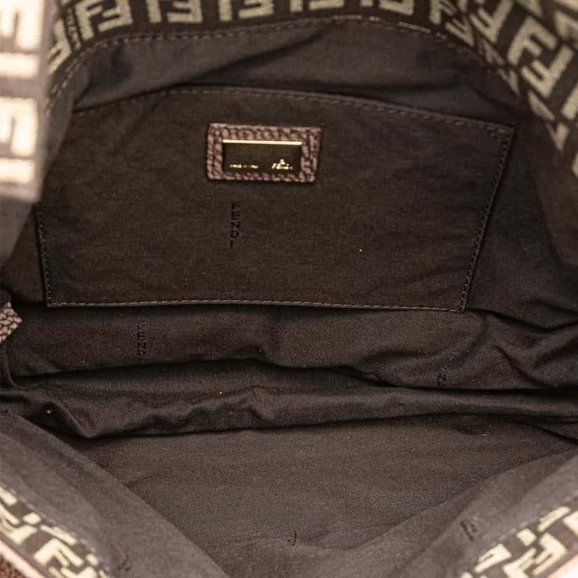 Fendi Zucchino Canvas Sweety Crossbody Brown Canvas Very good condition - Model View