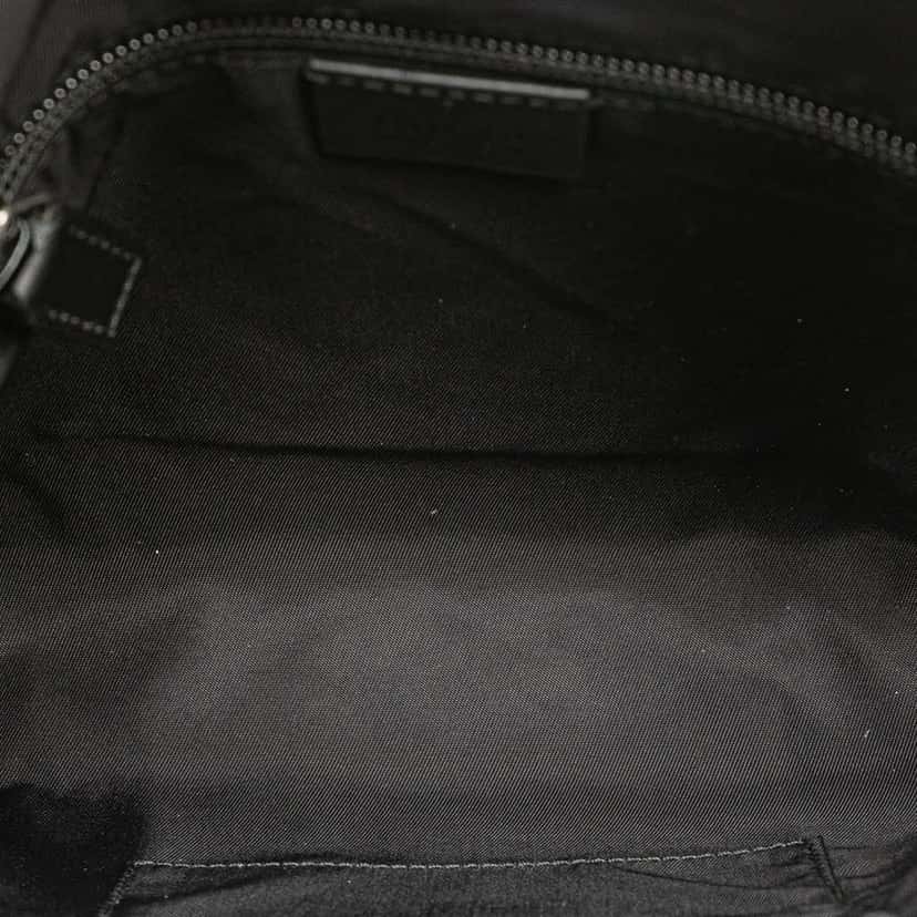 Gucci GG Supreme Web Crossbody Brown Canvas Good condition - Model View