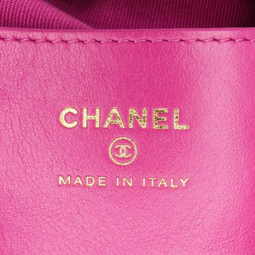 Chanel Quilted Caviar Polly Pocket Hobo Purple Leather Good condition - Box View