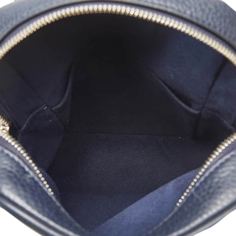 Louis Vuitton Taurillon Danube LV Circle  PM Blue Leather Good condition - Box View