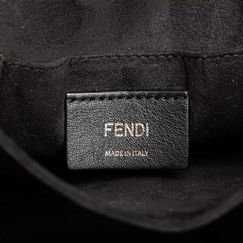 Fendi Small Leather Kan I Crossbody Black Leather Good condition - Box View