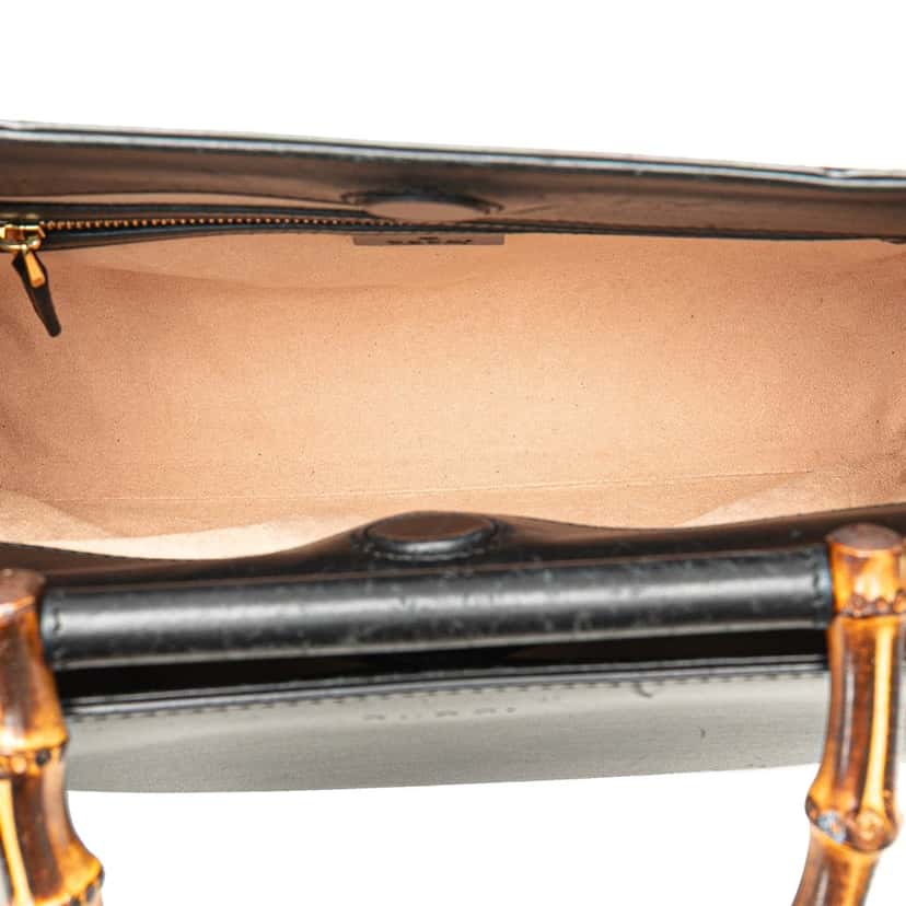 Gucci Small Leather Bamboo Nymphaea Satchel Black Leather Good condition - Model View