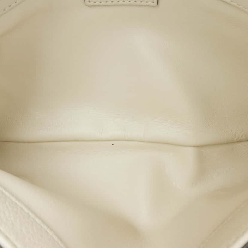 Gucci Calfskin Blondie Chain Satchel White Leather Good condition - Model View