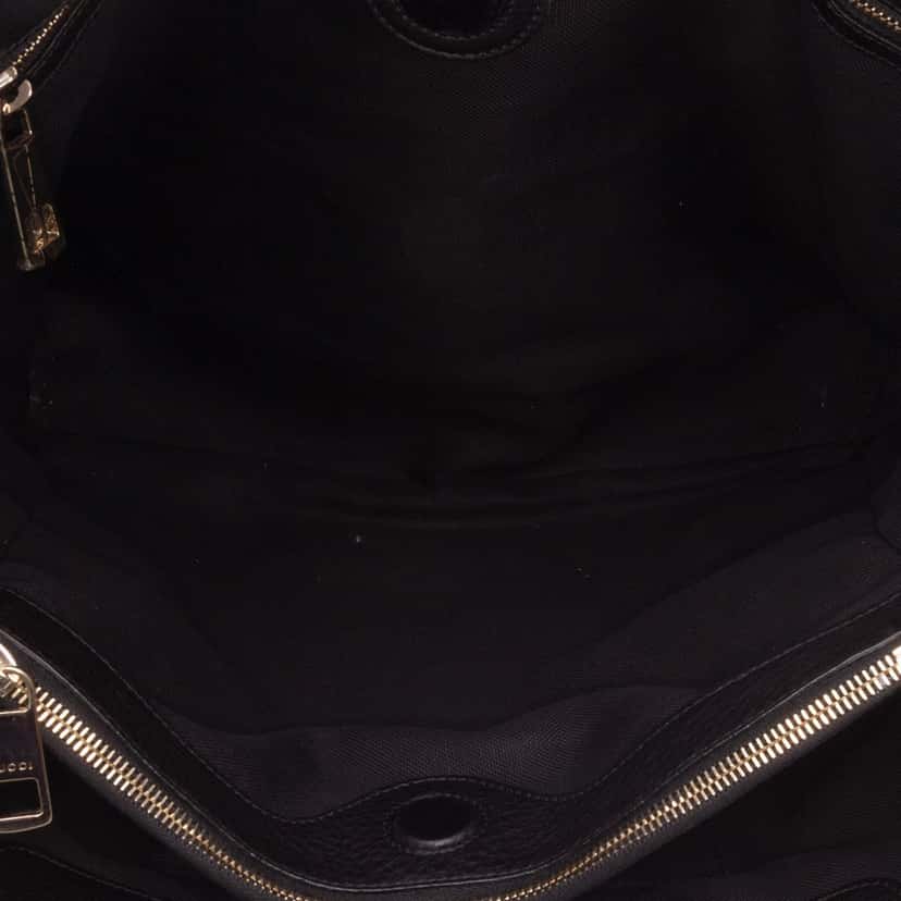 Gucci Large Calfskin Bamboo Shopper Satchel Black Leather Good condition - Model View