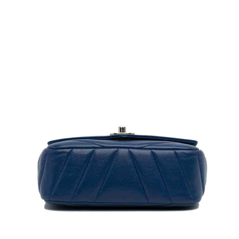 Chanel Mini Caviar Chevron Data Center Envelope Flap Bag Blue Leather Good condition - Box View