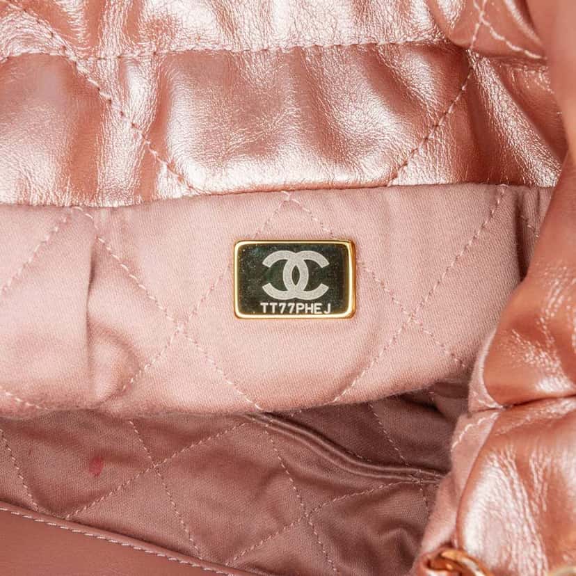 Chanel Mini Metallic Quilted Calfskin 22 Satchel Pink Leather Good condition - Box View
