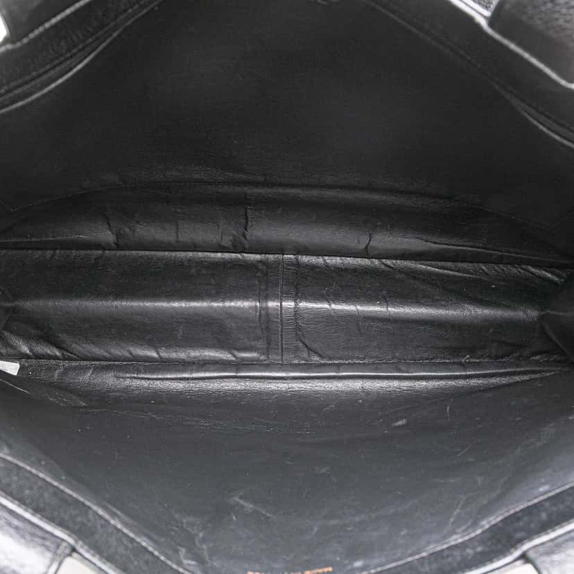 Chanel Caviar CC Tote Bag Black Leather Good condition - Model View
