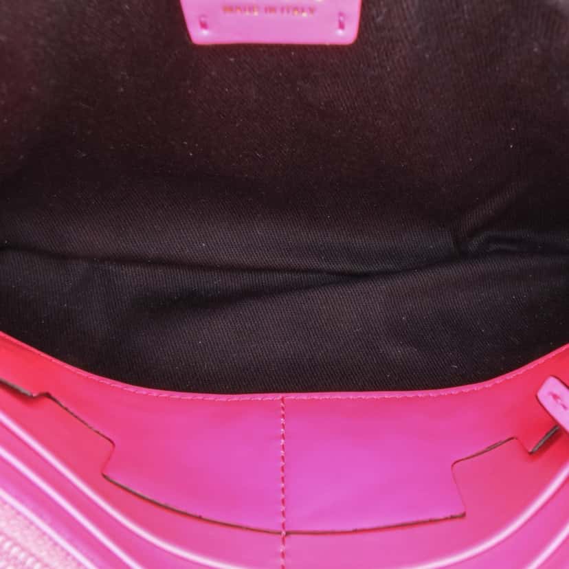 Tom Ford Quilted Calfskin TF Clutch Pink Leather Good condition - Model View