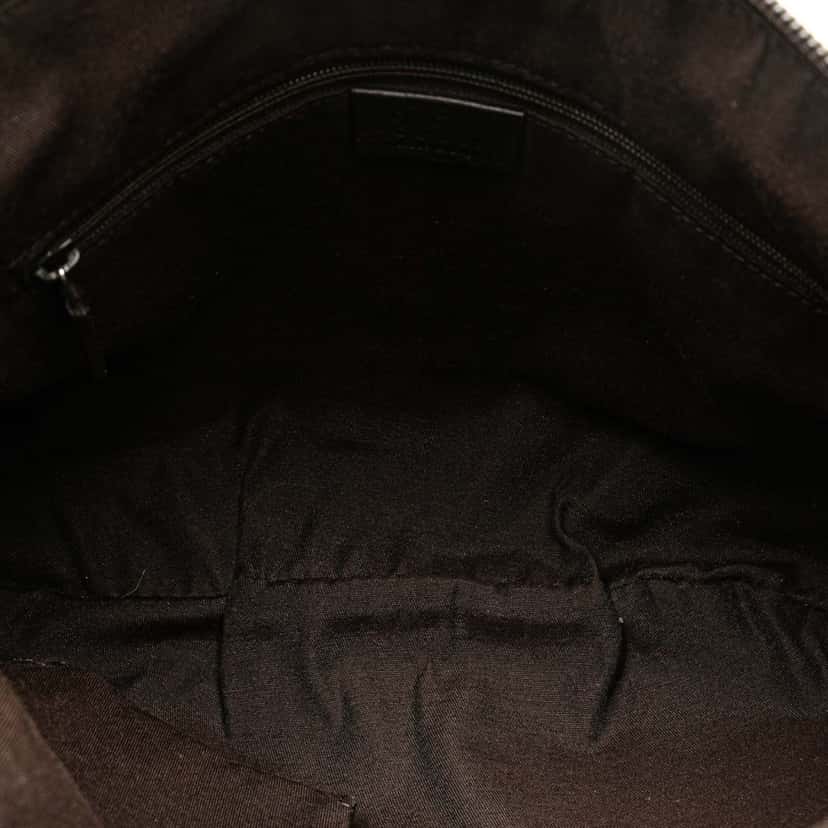 Gucci GG Canvas Abbey D Ring Crossbody Brown Canvas Good condition - Model View