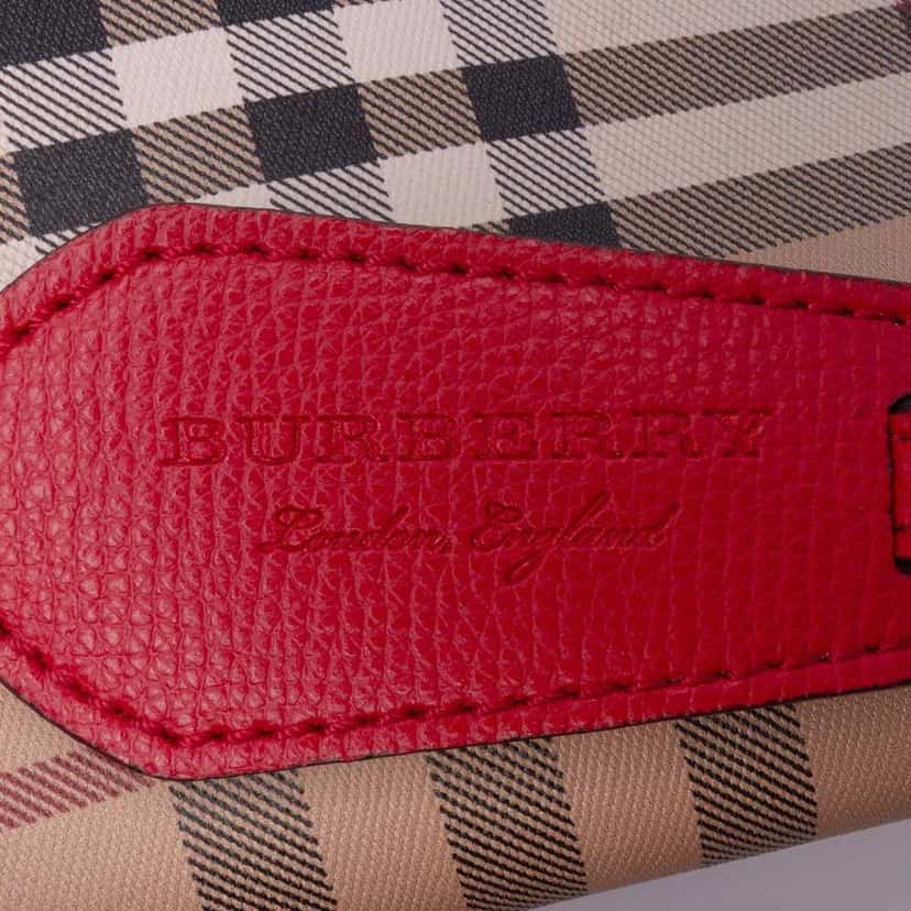 Burberry Haymarket Check Coated Canvas Lorne Bucket Bag Brown Canvas Good condition - Box View