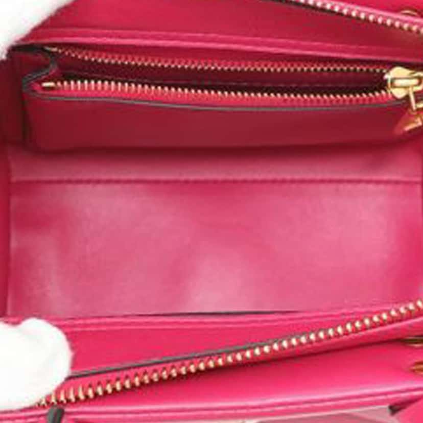Valentino Small Nappa One Stud Top Handle Bag Pink Leather Good condition - Model View