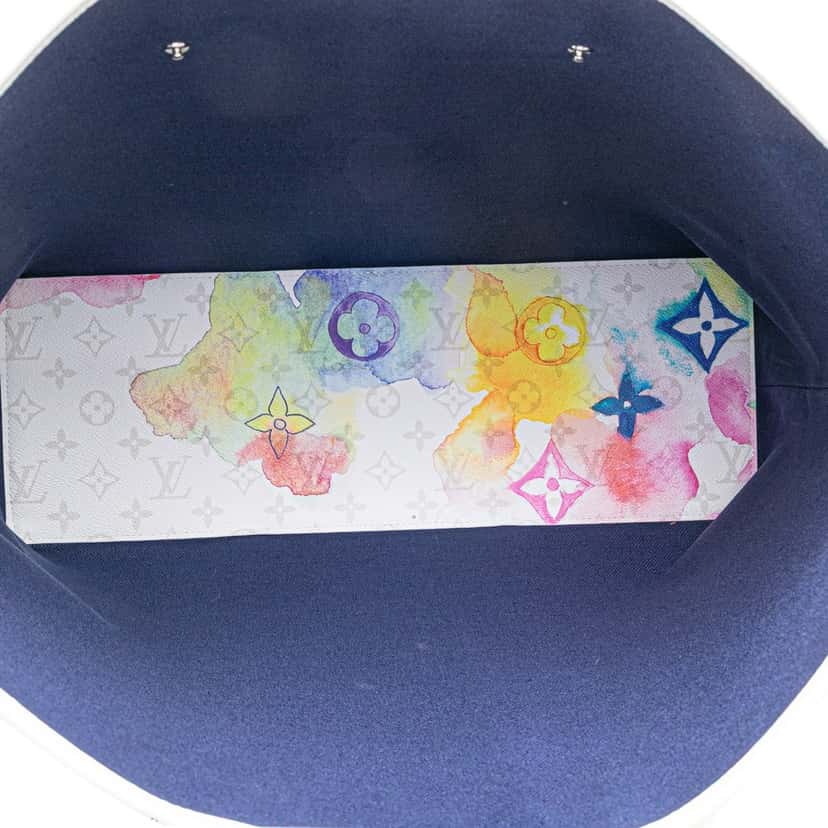 Louis Vuitton Monogram Watercolor New Tote GM White Canvas Good condition - Model View