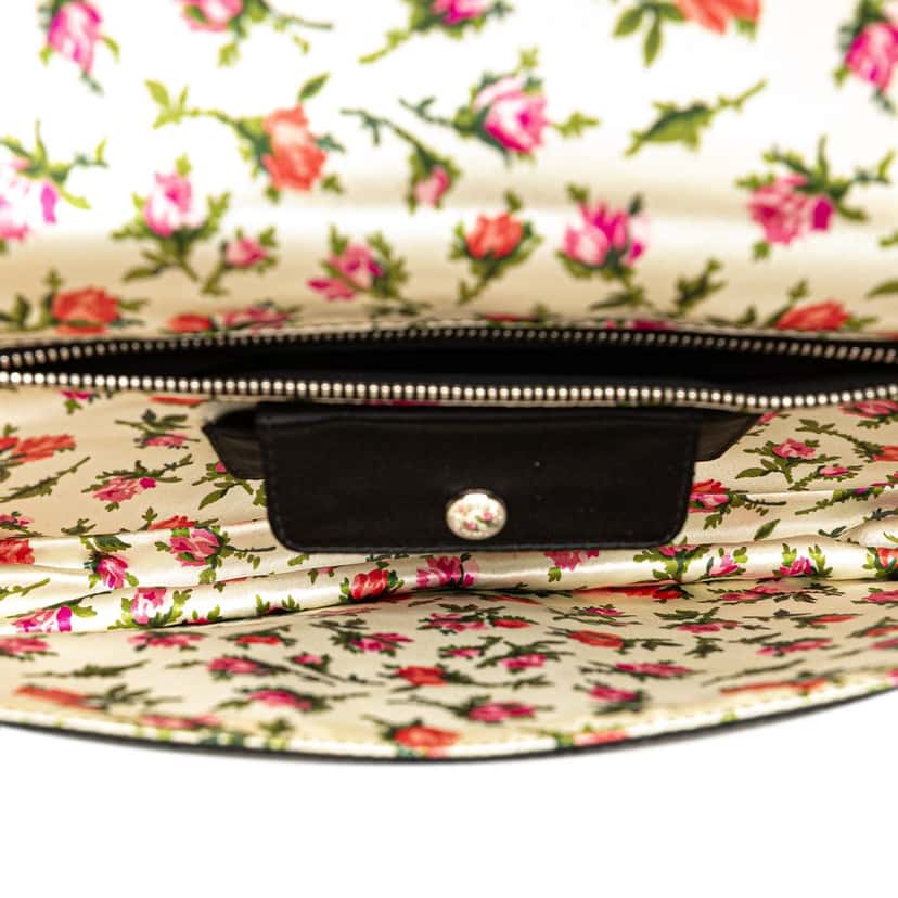 Prada Satin Applique Clutch Black Satin Good condition - Model View