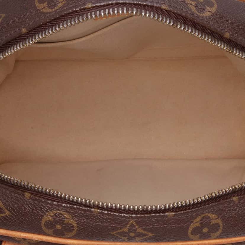 Louis Vuitton Monogram Manhattan PM Brown Canvas Good condition - Model View