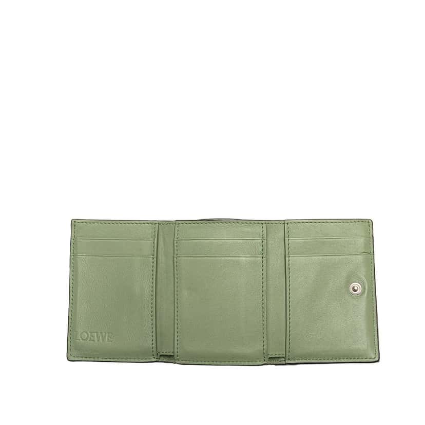 Loewe Grained Calfskin Anagram Compact Flap Wallet Green Leather Good condition - Model View