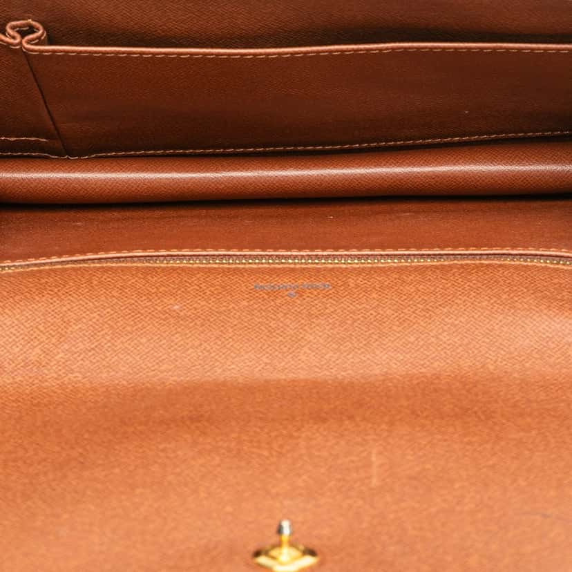 Louis Vuitton Monogram Pochette Dame GM Brown Canvas Good condition - Model View