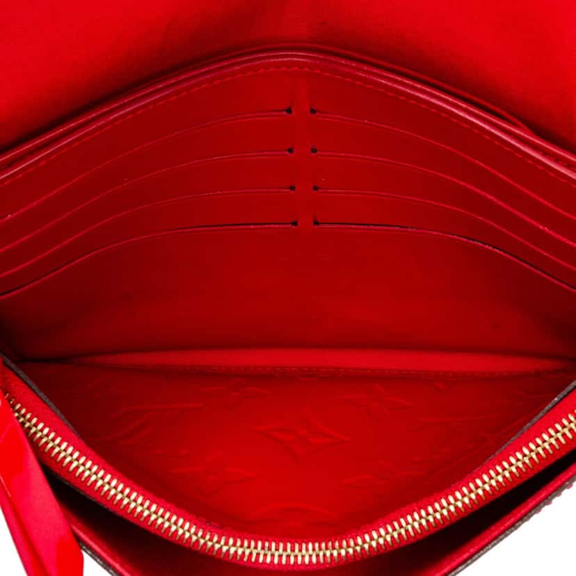 Louis Vuitton Monogram Vernis Pochette Felicie Red Leather Good condition - Box View
