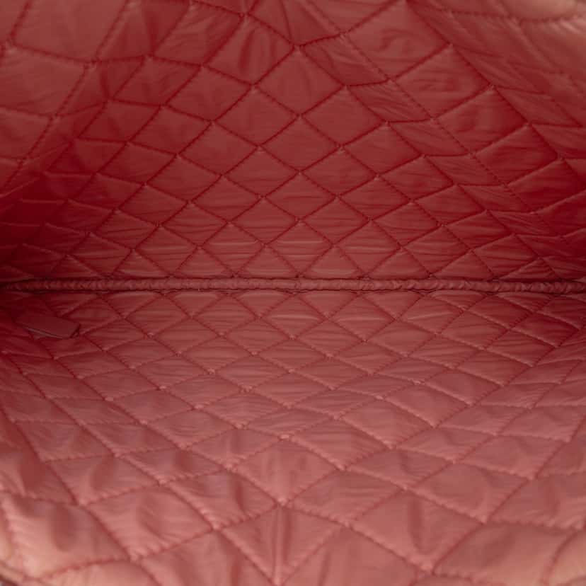 Chanel Large Tweed Deauville O Case Clutch Pink Tweed Good condition - Model View