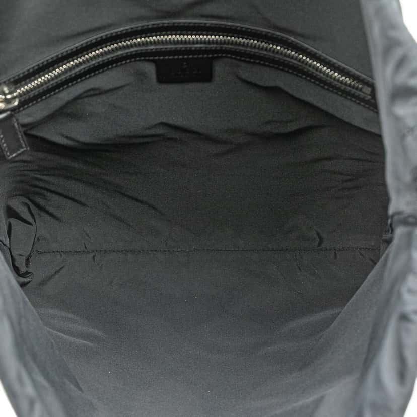 Gucci Leather Gucci Ghost Drawstring Backpack Red Leather Good condition - Model View