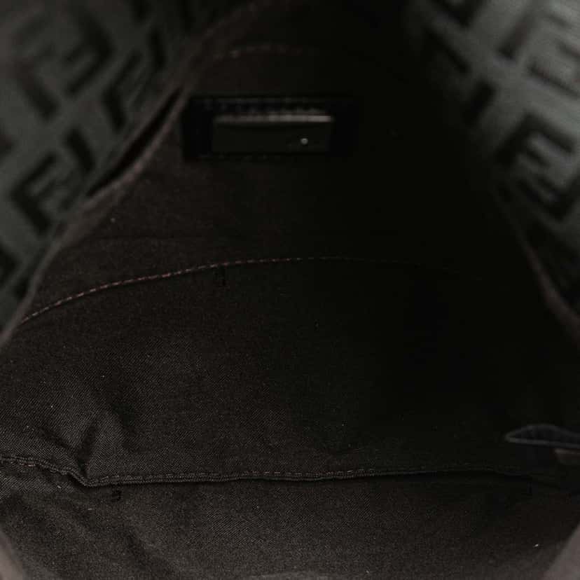 Fendi Zucchino Canvas Crossbody Black Canvas Good condition - Model View