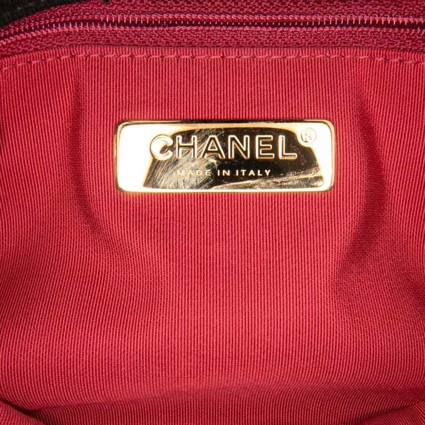 Chanel Medium Canvas and Cotton 19 Flap Black Canvas Good condition - Box View