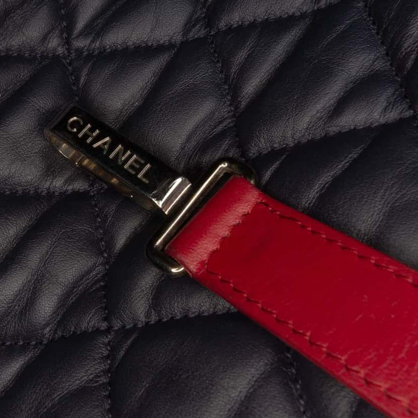 Chanel Medium Lambskin Coco Cocoon Tote Red Leather Good condition - Box View