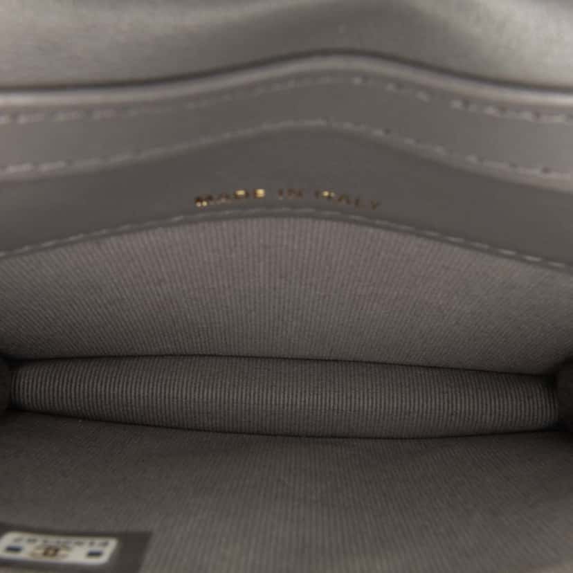 Chanel Quilted Lambskin 19 Belt Bag Grey Leather Good condition - Model View