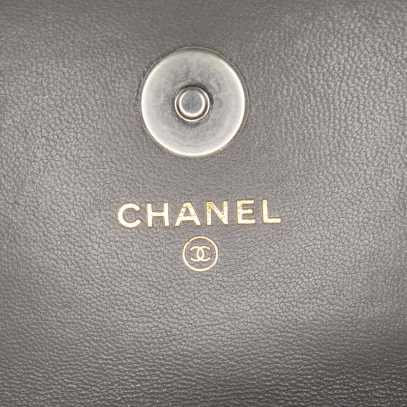 Chanel Quilted Lambskin 19 Belt Bag Grey Leather Good condition - Box View
