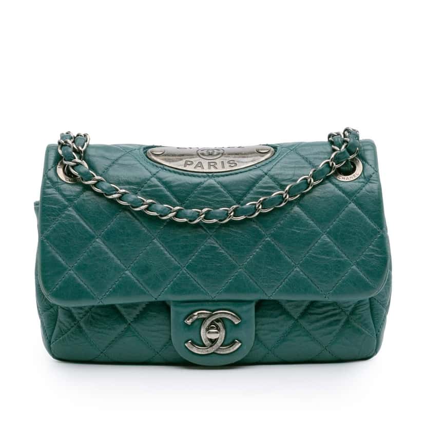 Chanel Paris Dallas CC Quilted Calfskin Double Flap Blue Leather Good condition - Front View