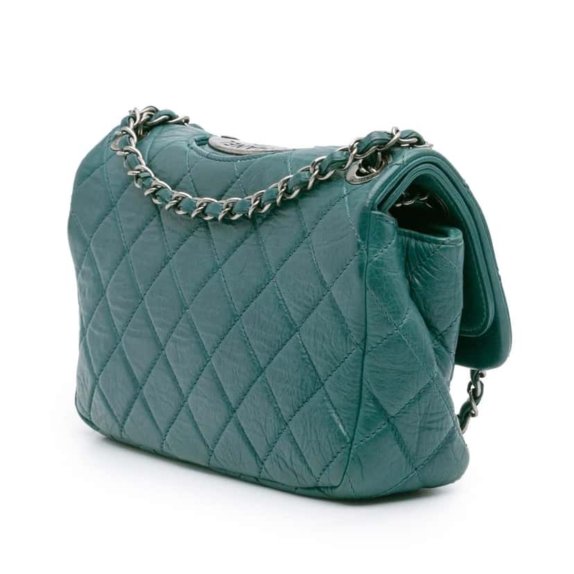 Chanel Paris Dallas CC Quilted Calfskin Double Flap Blue Leather Good condition - Back View
