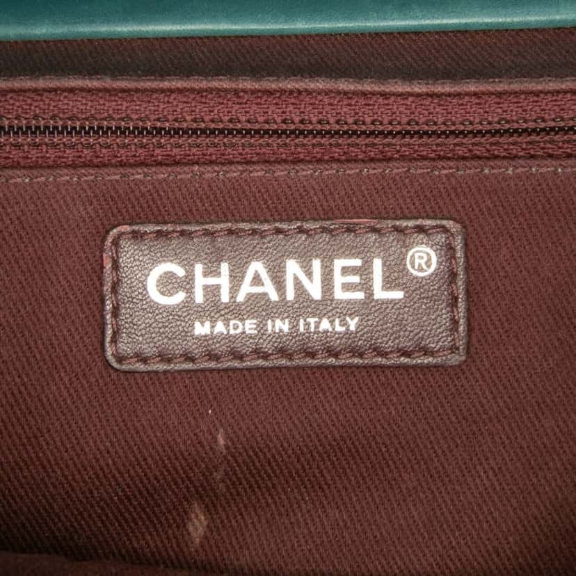 Chanel Paris Dallas CC Quilted Calfskin Double Flap Blue Leather Good condition - Box View