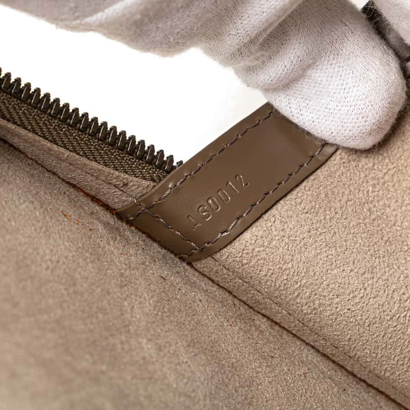 Louis Vuitton Epi Lussac Brown Leather Good condition - Box View