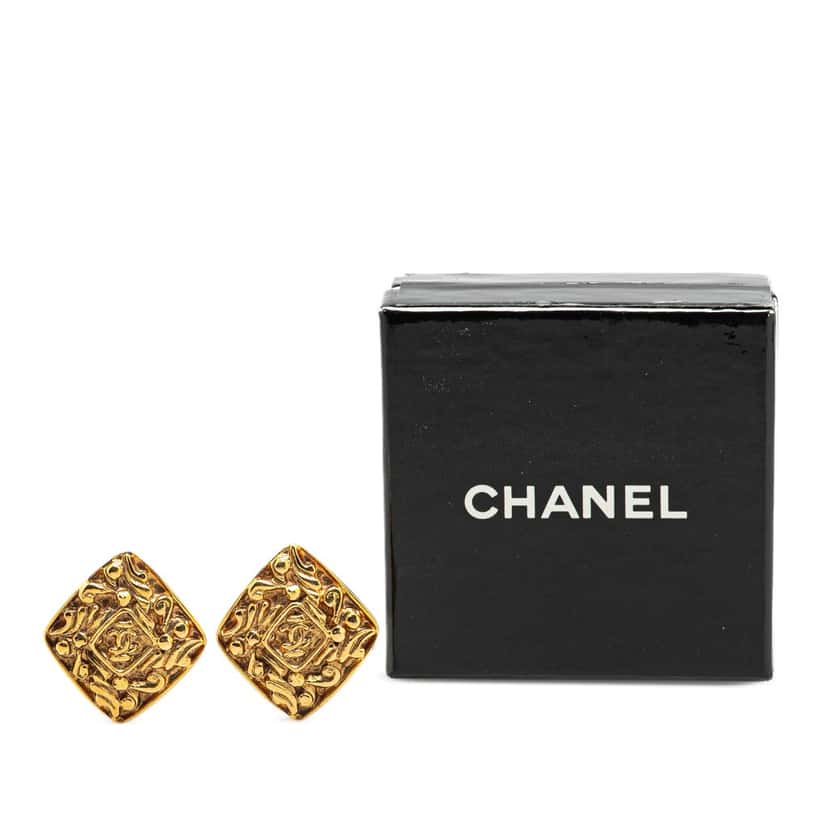 Chanel Gold Plated Diamond Clip On Earrings Gold Metal Good condition - Model View
