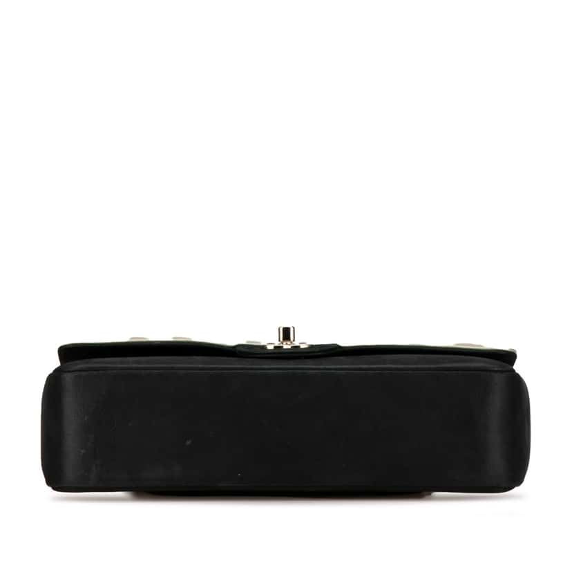Chanel Medium Classic Bicolor Caviar Double Flap Silver Leather Good condition - Model View
