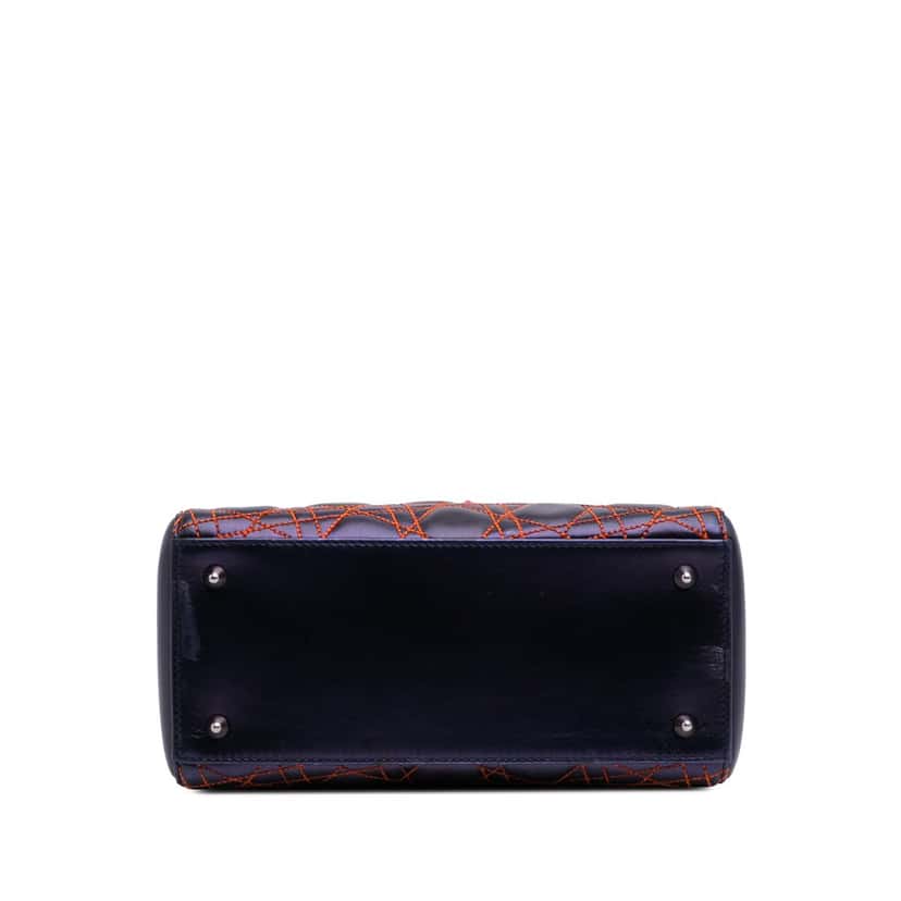 Dior Anselm Reyle Medium Metallic Lambskin Cannage Lady Dior Purple Leather Good condition - Inside View