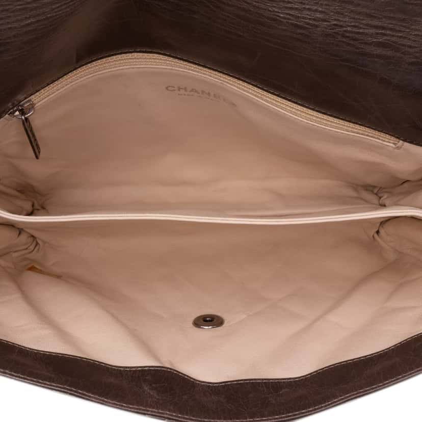 Chanel Quilted Glazed Calfskin Soft Boy Flap Brown Leather Good condition - Model View