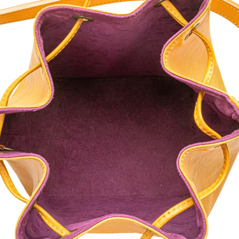 Louis Vuitton Epi Petit Noe Yellow Leather Good condition - Model View