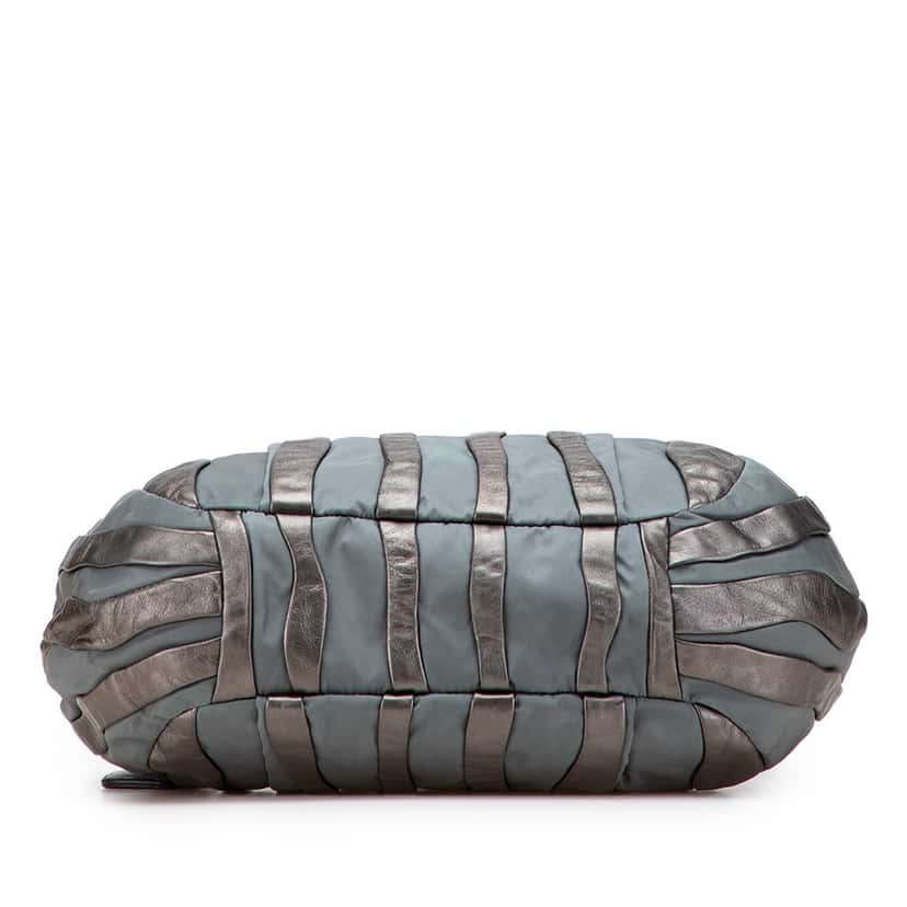 Prada Tessuto Nappa Waves Tote Grey Good condition - Inside View