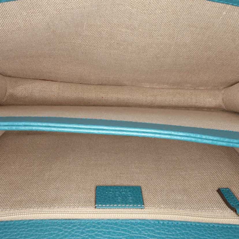 Gucci Medium Dollar Calfskin Interlocking G Crossbody Blue Leather Good condition - Model View