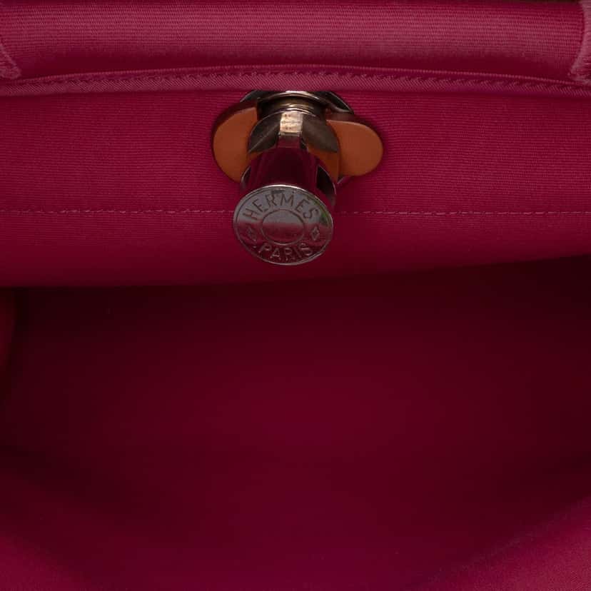 Hermès Toile Herbag Zip 31 Pink Canvas Good condition - Model View