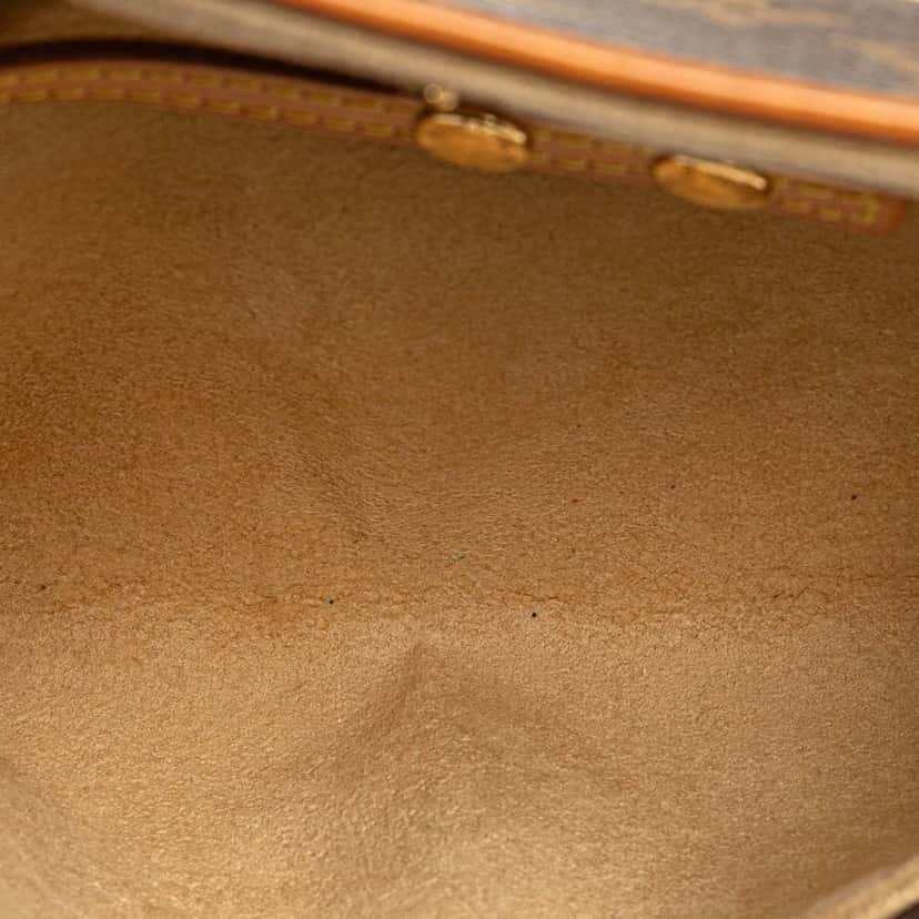 Louis Vuitton Monogram Pochette Twin PM Brown Canvas Good condition - Model View