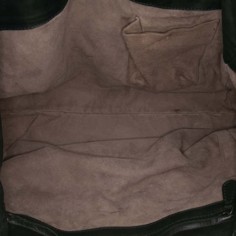 Bottega Veneta Studded Leather Tote Black Leather Good condition - Model View