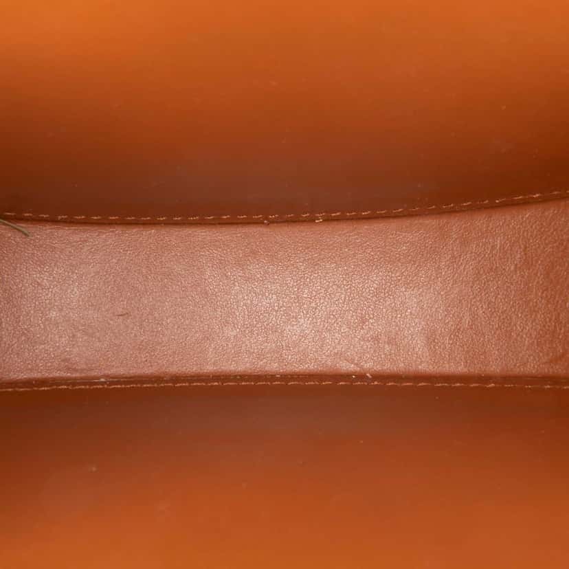 Celine Small Calfskin Cuir Triomphe Oval Crossbody Brown Leather Good condition - Model View