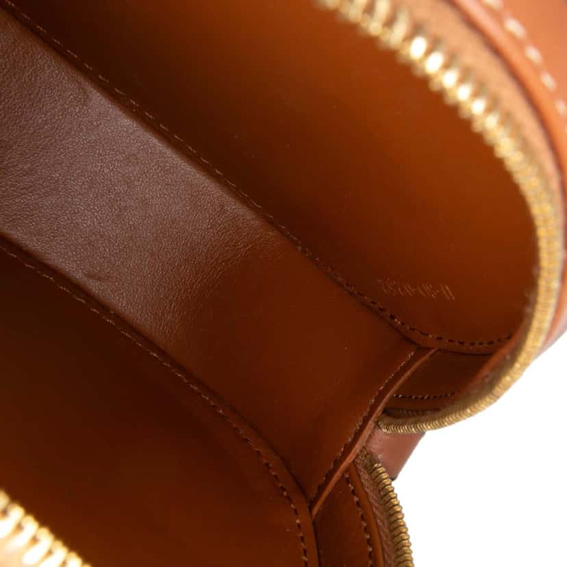 Celine Small Calfskin Cuir Triomphe Oval Crossbody Brown Leather Good condition - Box View