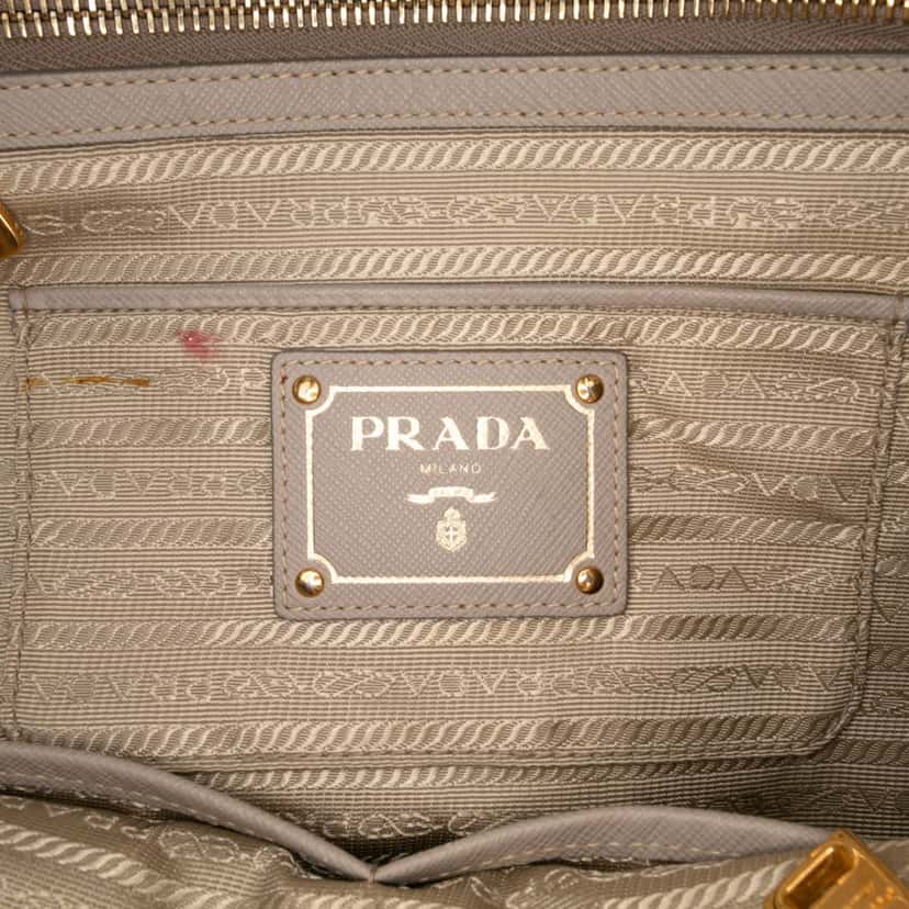 Prada Saffiano Satchel Grey Leather Good condition - Box View