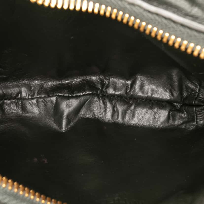 Bottega Veneta Calfskin Foulard Shoulder Bag Green Leather Good condition - Model View