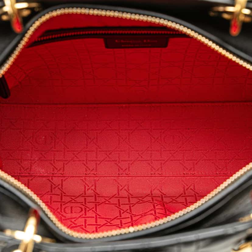 Dior Large Lambskin Cannage Lady Dior Black Leather Good condition - Model View