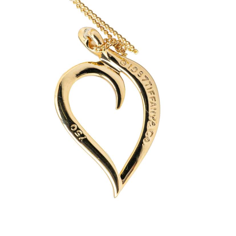 Tiffany & Co 18K Yellow Gold Leaf Heart Pendant Necklace Gold Gold Good condition - Model View