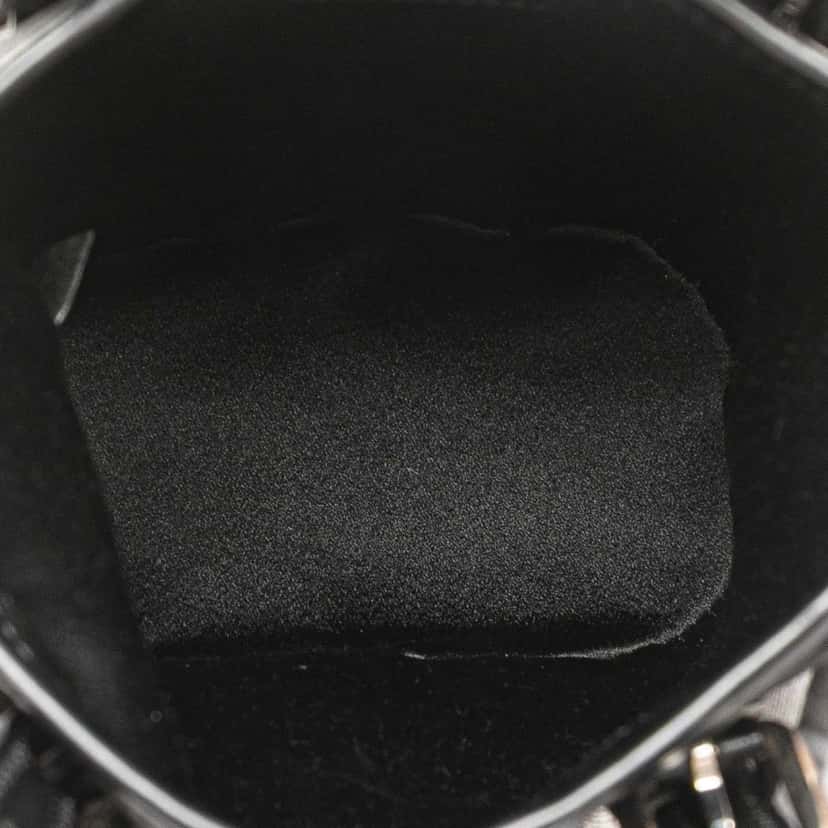 Louis Vuitton Monogram Mini Satin Bucket Black Satin Very good condition - Model View