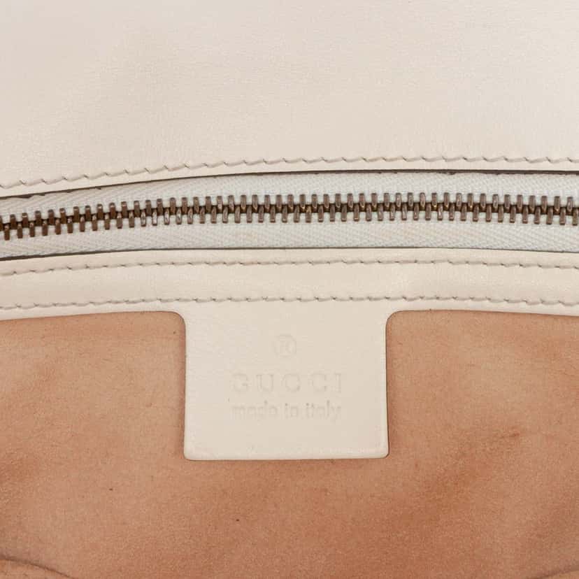 Gucci Small GG Marmont Matelasse Leather Top Handle Bag White Leather Good condition - Box View